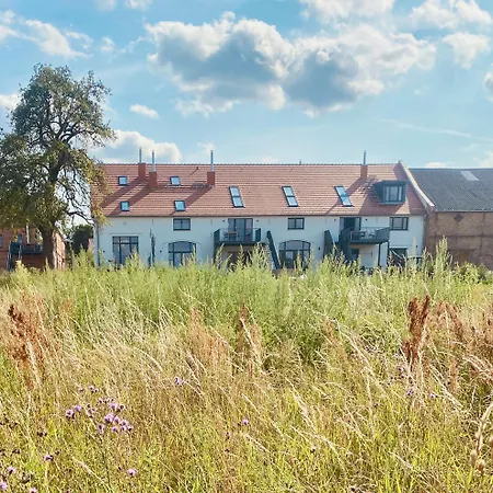 Landloft Linum - Ausgebaute Scheune Mit Blick Ins Vogelschutzgebiet, Kamin, Luxusausbau, Handverlesene Midcentury Moebel & Kunst * Fehrbellin