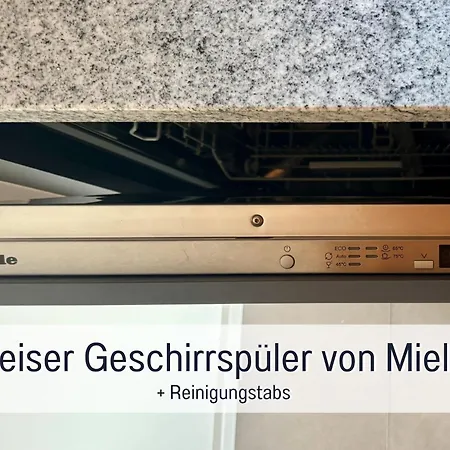 Landloft Linum - Ausgebaute Scheune Mit Aussicht, Naturpool, Kamin, Sauna, Luxusausbau, Handverlesene Midcentury Moebel & Kunst Appartamento Fehrbellin