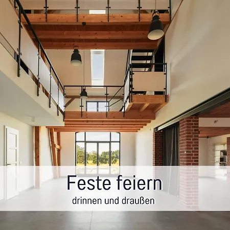 Landloft Linum - Ausgebaute Scheune Mit Aussicht, Naturpool, Kamin, Sauna, Luxusausbau, Handverlesene Midcentury Moebel & Kunst Lägenhet