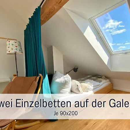 Landloft Linum - Ausgebaute Scheune Mit Aussicht, Naturpool, Kamin, Sauna, Luxusausbau, Handverlesene Midcentury Moebel & Kunst * Fehrbellin