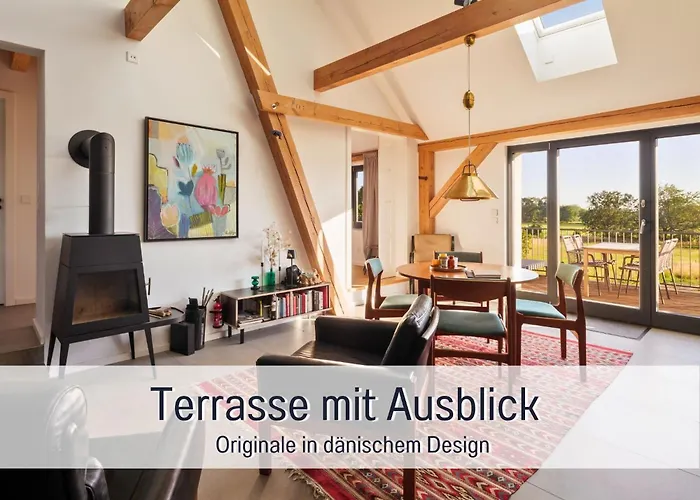 Landloft Linum - Ausgebaute Scheune Mit Aussicht, Naturpool, Kamin, Sauna, Luxusausbau, Handverlesene Midcentury Moebel & Kunst Fehrbellin