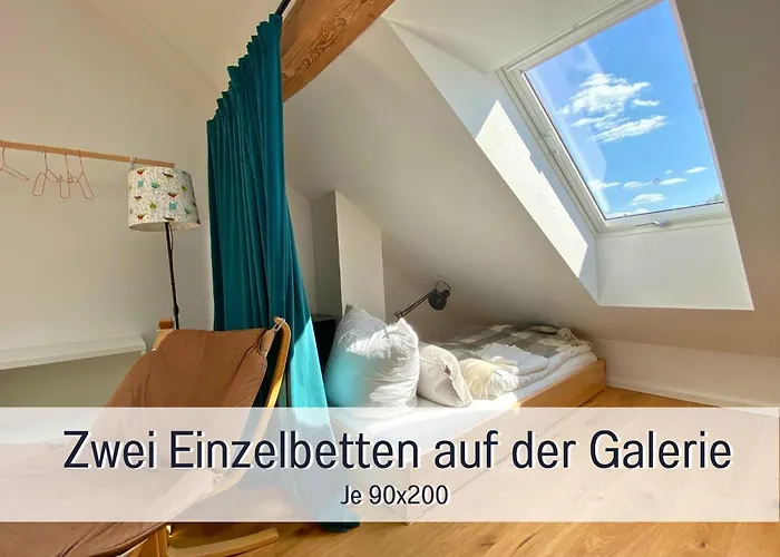 Landloft Linum - Ausgebaute Scheune Mit Aussicht, Naturpool, Kamin, Sauna, Luxusausbau, Handverlesene Midcentury Moebel & Kunst * Fehrbellin